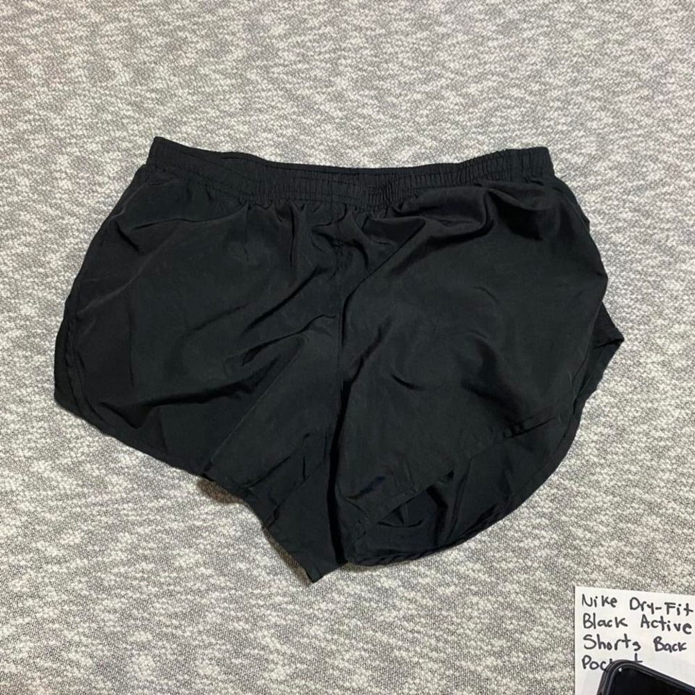 Nike black Dri-Fit active shorts with back zipper pocket women S. SKU-A431